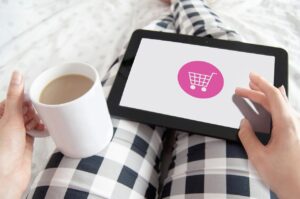ما هي التجارة الإلكترونية؟ خطوات عملية لبدء مشروعك عبر الإنترنت